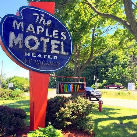 Maples Motel Sandusky Exterior photo